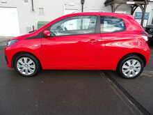 Peugeot 108 VTi Active - U10745