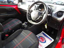 Peugeot 108 VTi Active - U10745