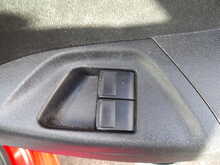 Peugeot 108 VTi Active - U10745