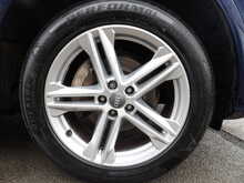 Audi Q5 TDI S line - U10750