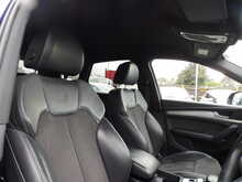Audi Q5 TDI S line - U10750