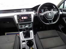 Volkswagen Passat TDI SE Business - U10752
