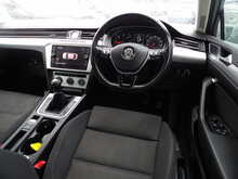 Volkswagen Passat TDI SE Business - U10752