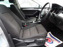 Volkswagen Passat TDI SE Business - U10752