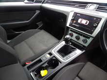 Volkswagen Passat TDI SE Business - U10752