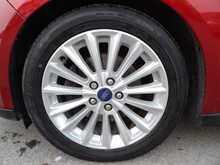 Ford Grand C-Max TDCi Titanium - U10764