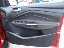 Ford Grand C-Max TDCi Titanium - U10764