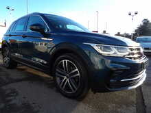 Volkswagen Tiguan TSI Elegance - U10766