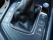 Volkswagen Tiguan TSI Elegance - U10766