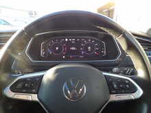 Volkswagen Tiguan TSI Elegance - U10766