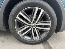 Volkswagen Tiguan TSI Elegance - U10766