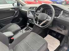 Volkswagen Tiguan TSI Elegance - U10766