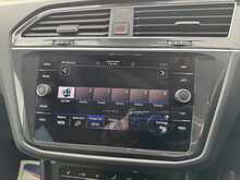 Volkswagen Tiguan TSI Elegance - U10766