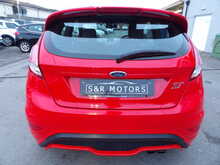 Ford Fiesta T EcoBoost ST-1 - U10767