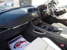 Jaguar F-PACE P250i R-Sport - U10772