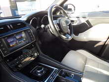 Jaguar F-PACE P250i R-Sport - U10772