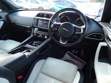 Jaguar F-PACE P250i R-Sport - U10772