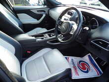 Jaguar F-PACE P250i R-Sport - U10772