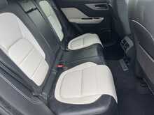 Jaguar F-PACE P250i R-Sport - U10772