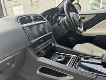 Jaguar F-PACE P250i R-Sport - U10772