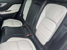 Jaguar F-PACE P250i R-Sport - U10772