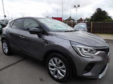 Renault Captur TCe Iconic - U10781