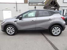Renault Captur TCe Iconic - U10781