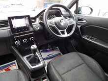 Renault Captur TCe Iconic - U10781