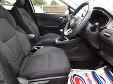 Renault Captur TCe Iconic - U10781