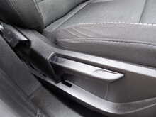 Renault Captur TCe Iconic - U10781