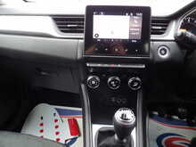 Renault Captur TCe Iconic - U10781