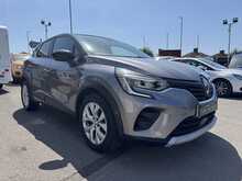 Renault Captur TCe Iconic - U10781