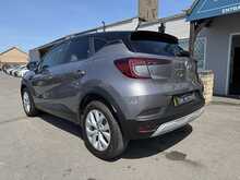 Renault Captur TCe Iconic - U10781