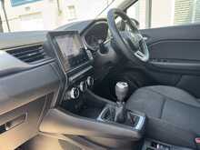 Renault Captur TCe Iconic - U10781
