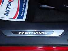Land Rover Range Rover Velar D240 R-Dynamic SE - U10796