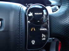 Land Rover Range Rover Velar D240 R-Dynamic SE - U10796