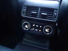 Land Rover Range Rover Velar D240 R-Dynamic SE - U10796