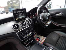 Mercedes-Benz GLA GLA200d AMG Line - U10799