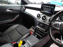 Mercedes-Benz GLA GLA200d AMG Line - U10799
