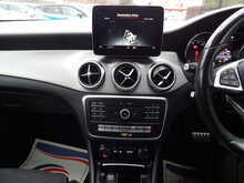 Mercedes-Benz GLA GLA200d AMG Line - U10799