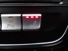 Mercedes-Benz GLA GLA200d AMG Line - U10799