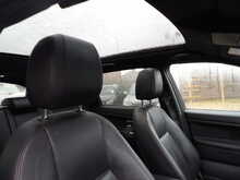 Land Rover Discovery Sport TD4 HSE - U10800