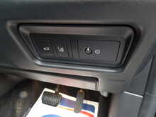 Land Rover Discovery Sport TD4 HSE - U10800