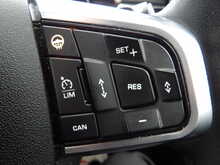 Land Rover Discovery Sport TD4 HSE - U10800