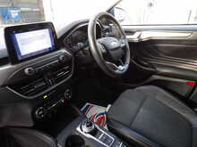 Ford Focus T EcoBoost Titanium X - U10811