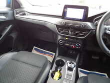 Ford Focus T EcoBoost Titanium X - U10811