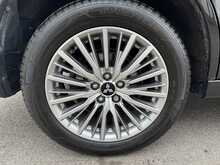 Mitsubishi Outlander h TwinMotor Dynamic - U10829