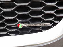 Jaguar E-PACE D240 R-Dynamic SE - U10835
