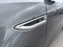 Jaguar E-PACE D240 R-Dynamic SE - U10835