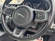 Jaguar E-PACE D240 R-Dynamic SE - U10835